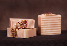 Load image into Gallery viewer, Rose, Tobacco, and Bay Leaf Soap
